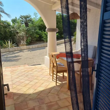 Sicily Sul Mare Tra Catania E Siracusa *